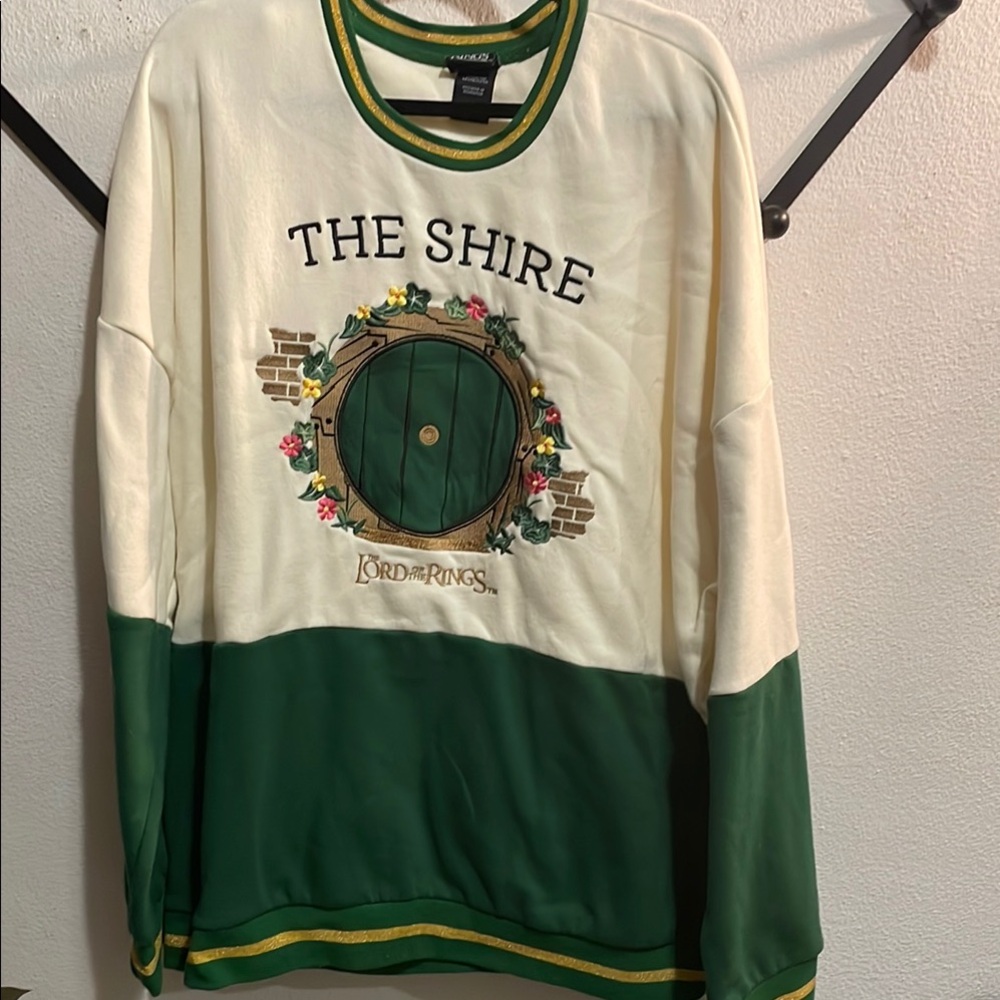 LOTR sweatshirt